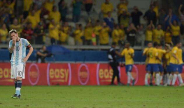 messivsbrasilafplafm11.jpg