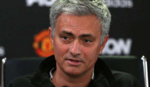 mourinhojoseunitedfichajesenero1oficial1.jpg