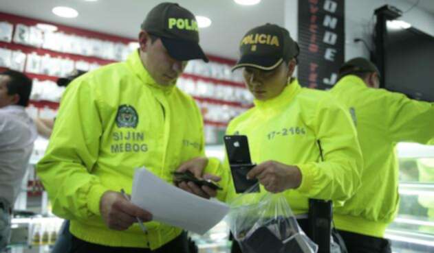 operativoscelularesrobadoslafm.jpg