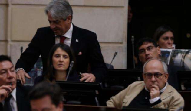 palomavalencia.jpg