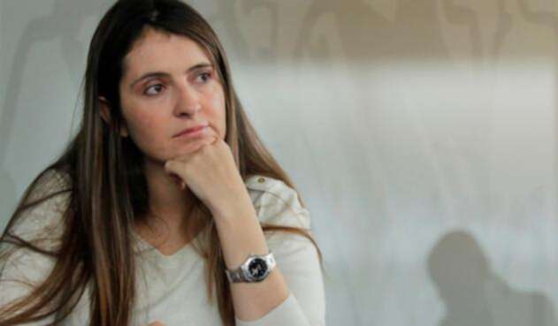 palomavalencia1.jpg