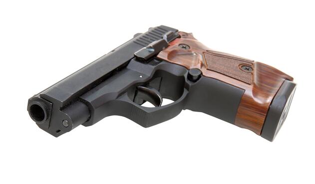 pistola1-ingimage-1.jpg