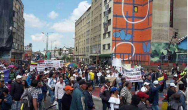 protestasvendedoresambulanteslafm.jpg