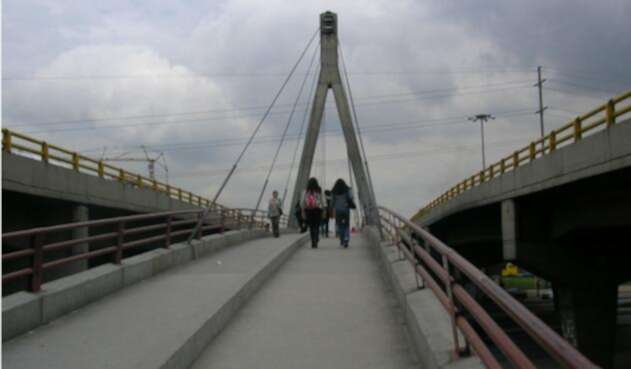 puentepeatonallafm.jpg
