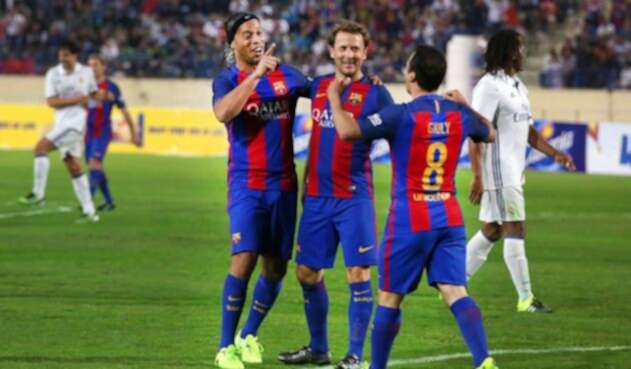 ronaldinhomagicoficialbarcelona1.jpg
