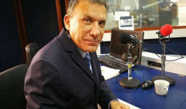roybarreraslafm.jpg
