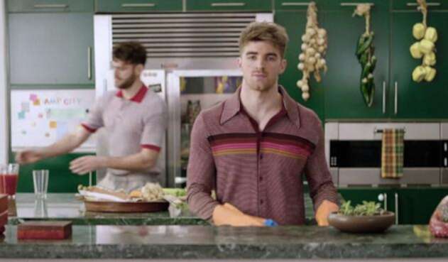 the-chainsmokers-you-owe-me-MV-vid-2018-billboard-1548.jpg