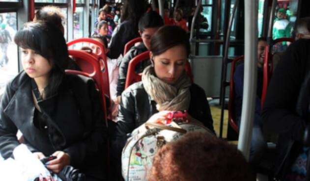 transmileniomujereslafmcolprensa.jpg