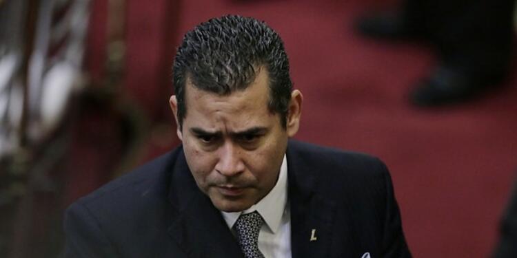 CARLOS CHACÓN