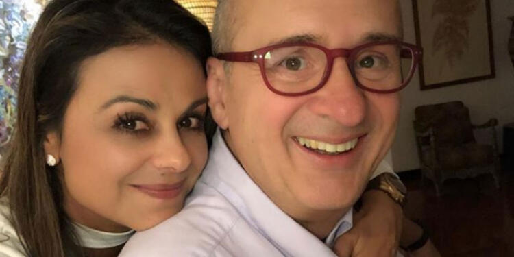 Jota Mario Valencia y su esposa