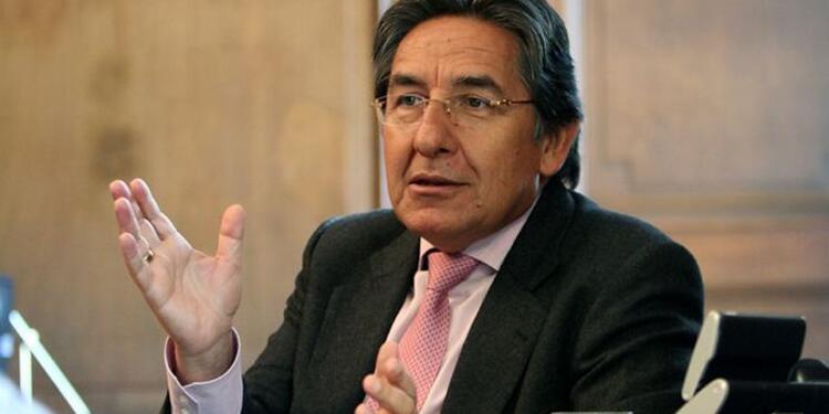 Néstor Humberto Martínez