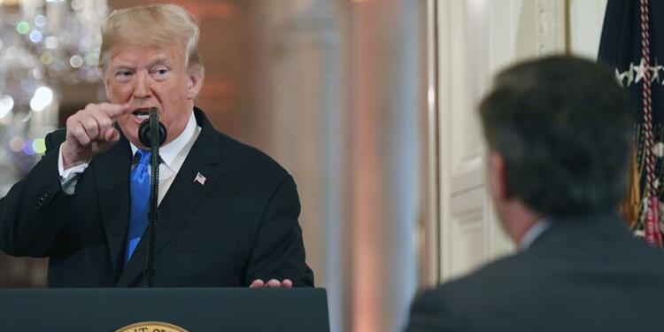 Presidente Donald Trump ataca periodista