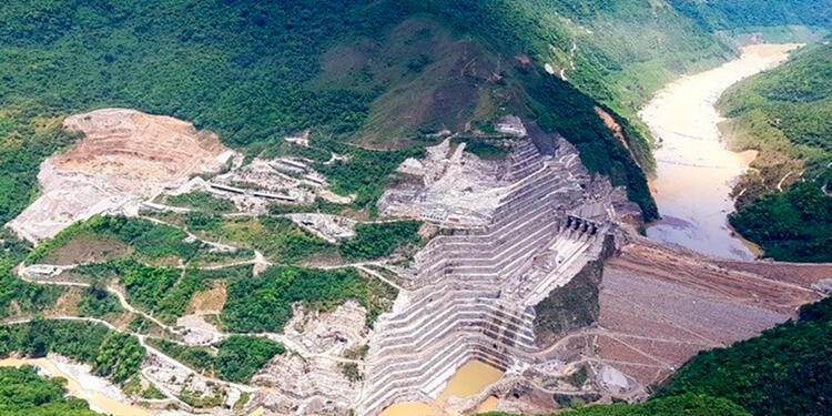 El proyecto Hidroituango en medio del río Cauca, en Antioquia