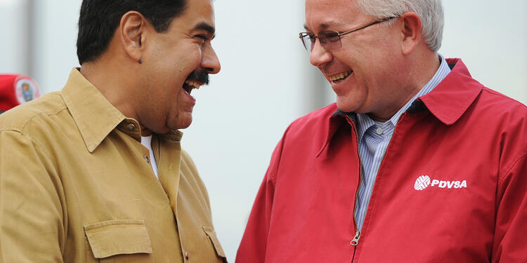 Nicolás Maduro y Rafael Ramírez, el 5 de agosto de 2013 en Caracas
