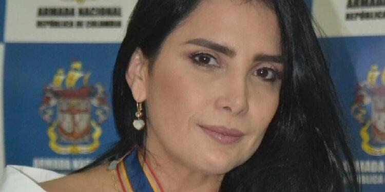 Al parecer la excongresista tomo un carro y huyo hacia el Tolima