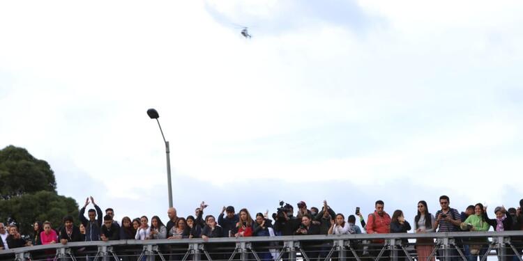 La arengas de los manifestantes piden por cambios sociales.