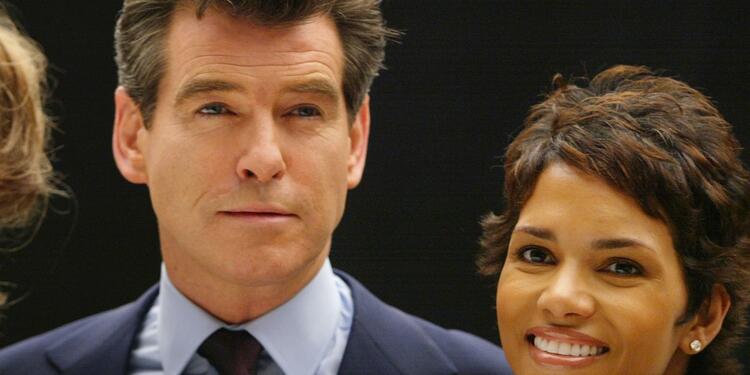 Pierce Brosnan y Halle Berry
