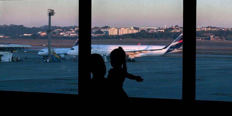 Aeropuerto de Sao Paulo / Coronavirus en Brasil