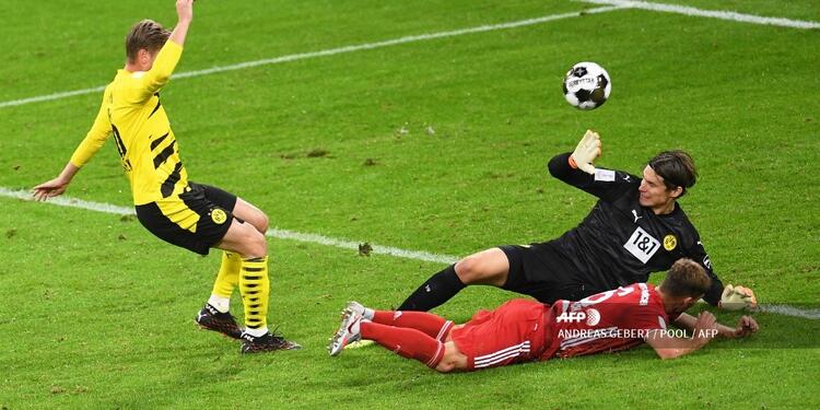 Bayern Munich Vs. Borussia Dortmund Bayern Munich Vs. Borussia Dortmund