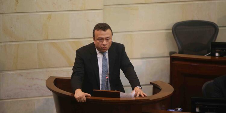 Eduardo Pulgar Daza: ordena prisión domiciliaria para rector de Universidad Eduardo Pulgar Daza: ordena prisión domiciliaria para rector de Universidad