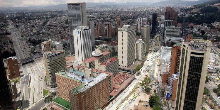 BogotaCiudadPanoramicaCOLPRENSALAFM.jpg