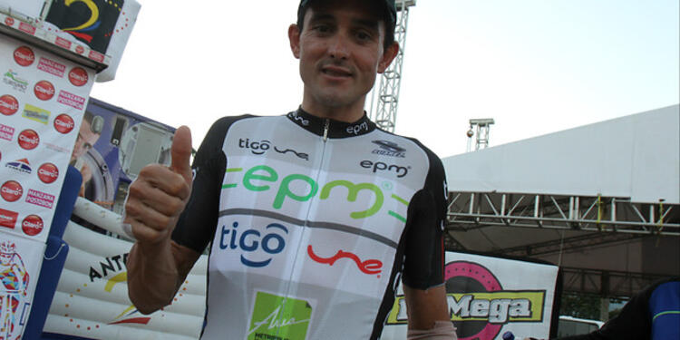 COLP_090069.jpg