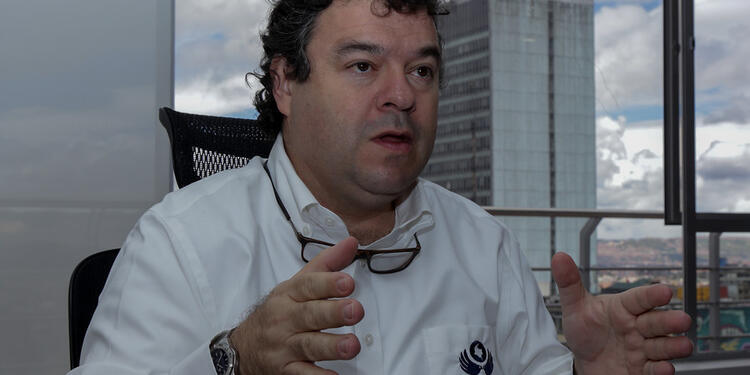 CarlosNegretDefRefCOLPRENSA.jpg