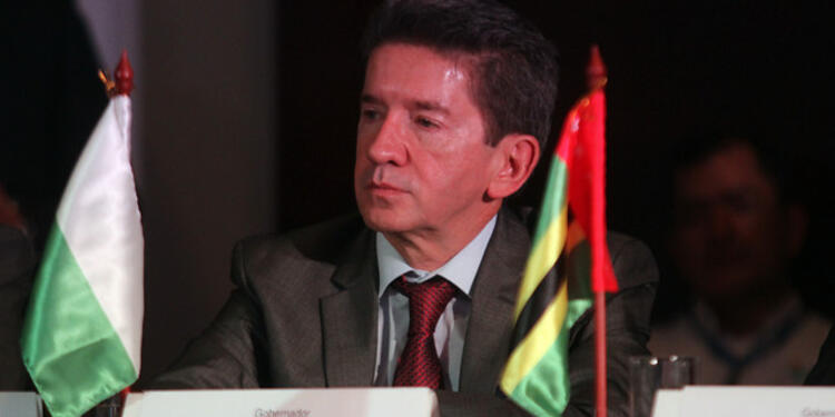 Luis-Pérez-Gobernador-Antioquia-Colprensa-Luisa-González-1.jpg