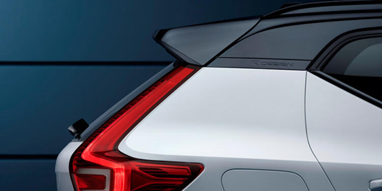 SUV-Volvo-XC4-8.jpg