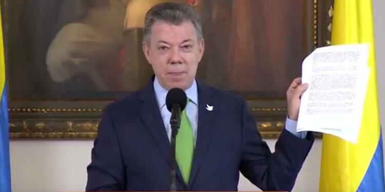 Santos-LA-FM-Presi.jpg