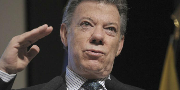 Santos-AFP2.jpg