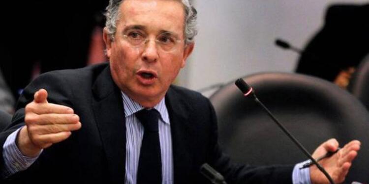 uribe_1_1450873582.jpg