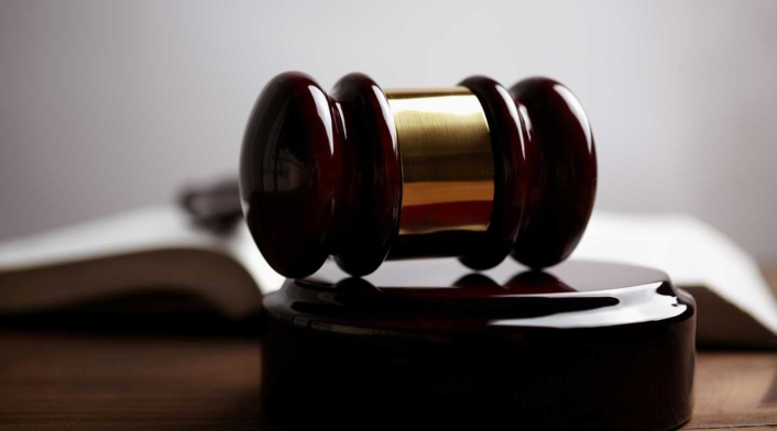 Jueces Ex fiscal genera polémica por atribuirse logro de captura de Otoniel