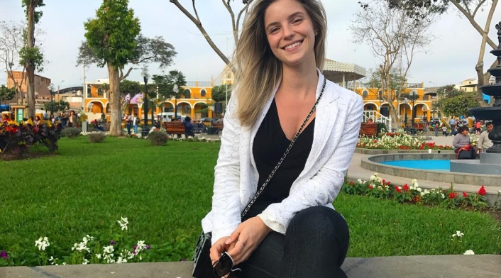 Thaísa Leal Thaísa Leal