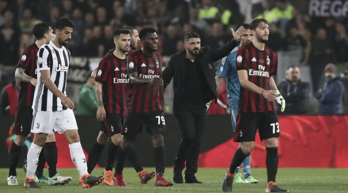 AC Milan volvió a caer con Juventus en la Serie A.