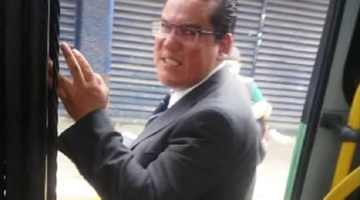 Acosador