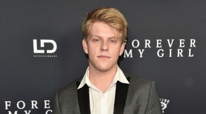 El actor Jackson Odell.