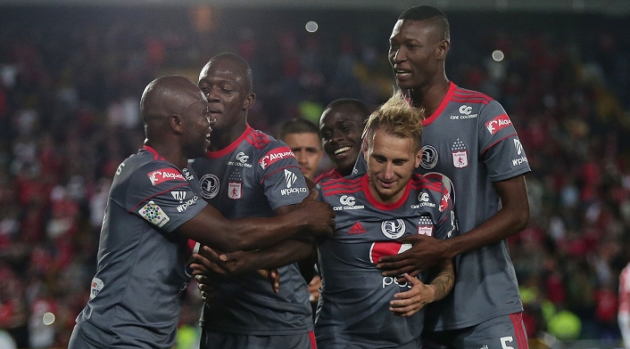Jugadores del América celebrando