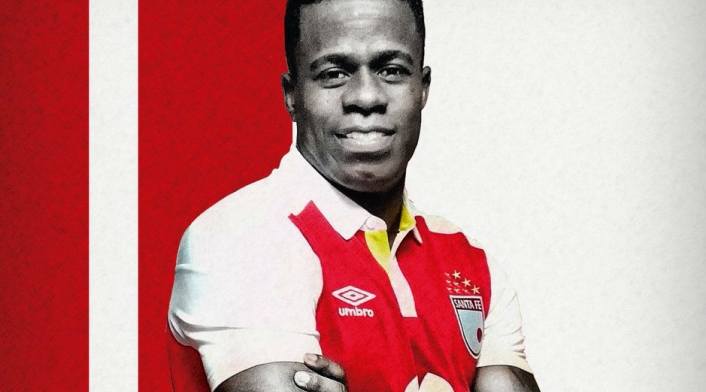 Carmelo Valencia.