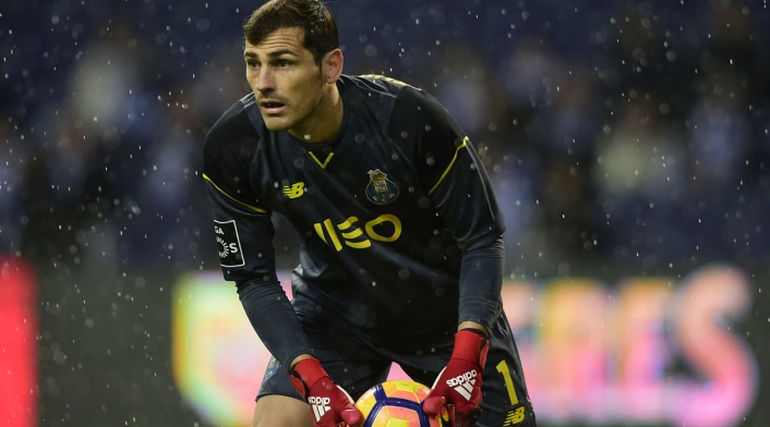 Iker Casillas jugó gran parte de su carrera con el Real Madrid Iker Casillas jugó gran parte de su carrera con el Real Madrid