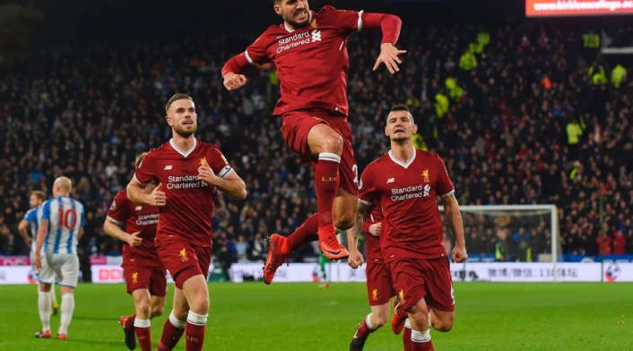 Emre Cam celebrando un gol con el Liverpool