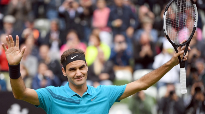 Federer volvió a las canchas tras tres meses de para Federer volvió a las canchas tras tres meses de para