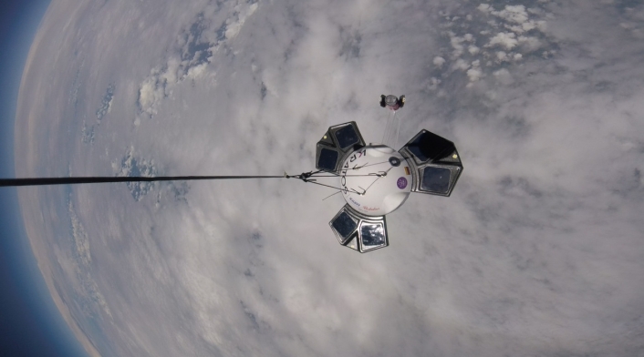 El microsatélite que jóvenes colombianos lograron enviar a la estratósfera con fines investigativos para preservar el medio ambiente