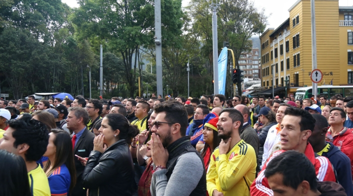 Así estuvieron los hinchas de la Selección Colombia alentando en Bogotá al equipo