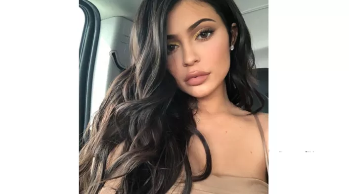 Kylie Jenner, la hermana menor de Kim Kardashian, es la multimillonaria más joven de la historia.