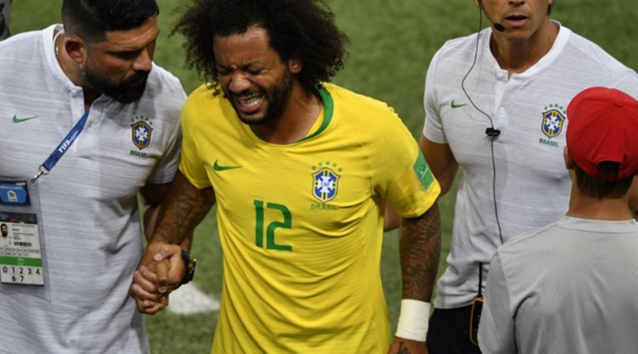 Marcelo tuvo que dejar el juego ante Serbia por una molestia en su espalda Marcelo tuvo que dejar el juego ante Serbia por una molestia en su espalda