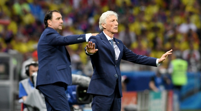 José Pékerman dirigiendo a la Selección Colombia frente a Polonia