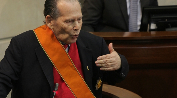 Roberto Gerlein en su despedida del Senado Roberto Gerlein en su despedida del Senado