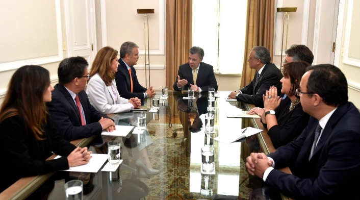 Foto reunión Santos y Duque