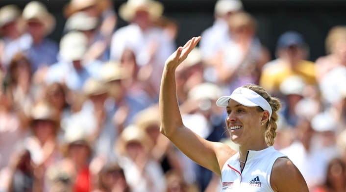 La alemana Angelique Kerber celebrando su clasificación a la final de Wimbledon